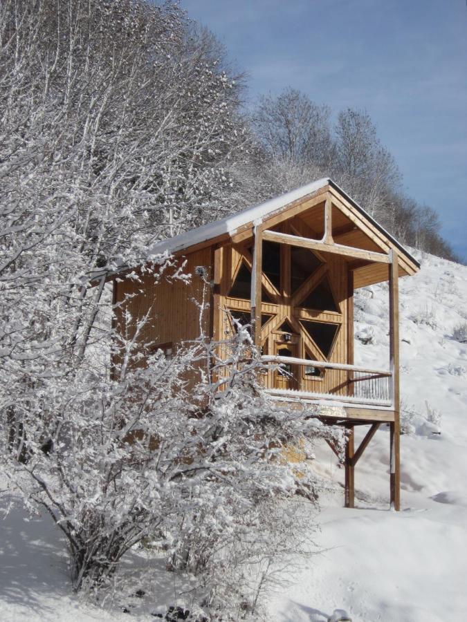 La Cabane Du Pommier Orelle Exterior photo